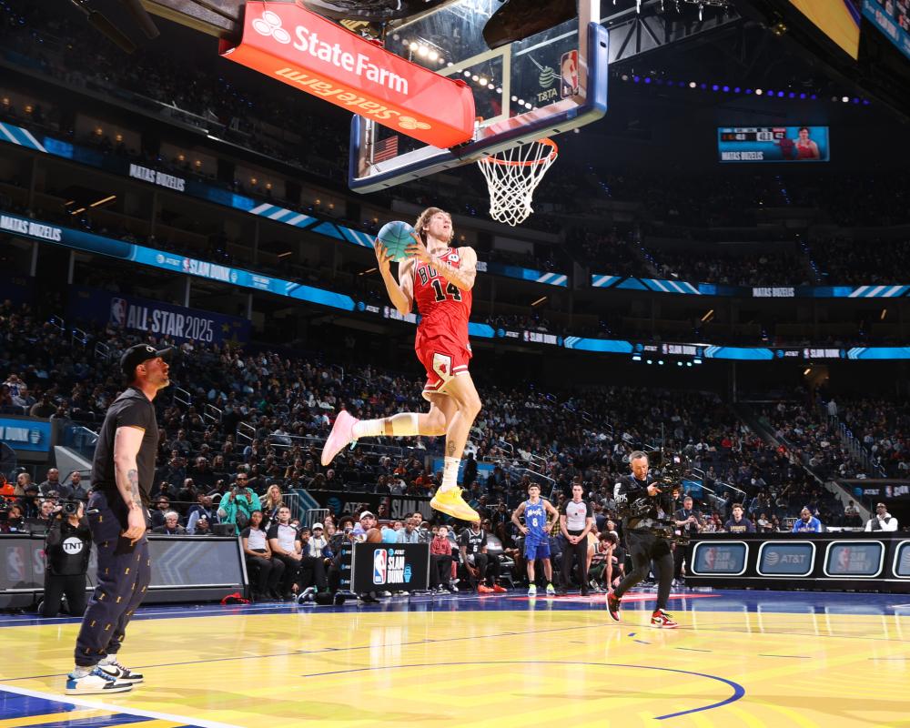 制造了巨大 制造了巨大