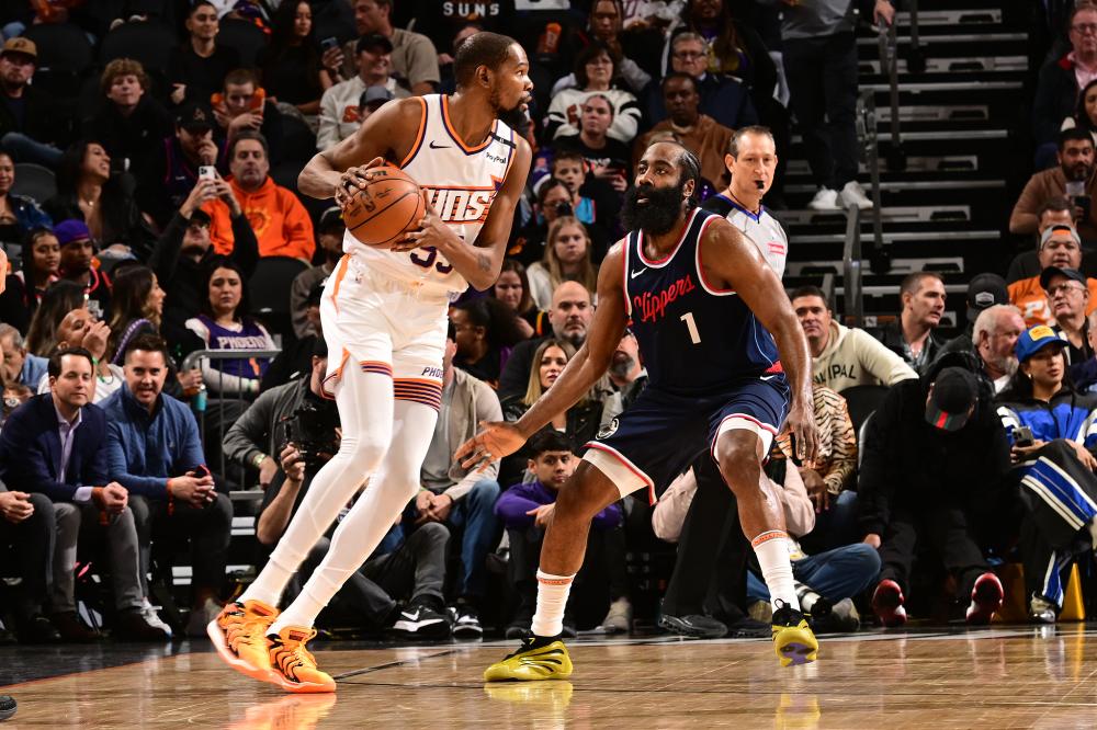 出任中卫 出任中卫