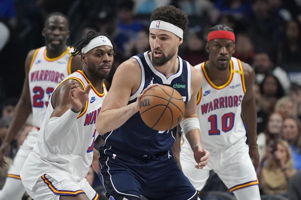 屡屡给对手 屡屡给对手